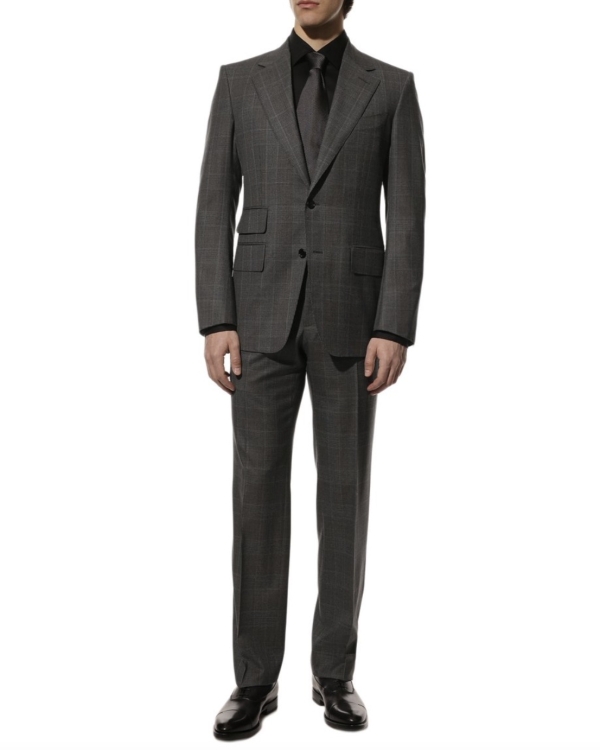 Где купить готовый мужской костюм: лучшие магазины