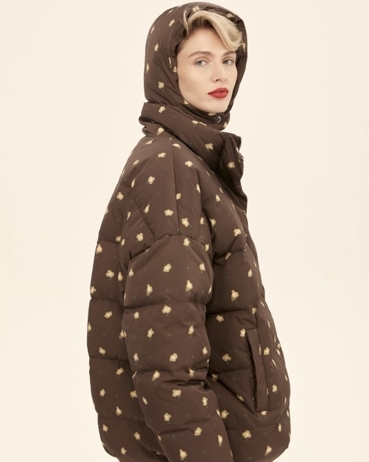 Холодно не будет! 20 модных пуховиков от