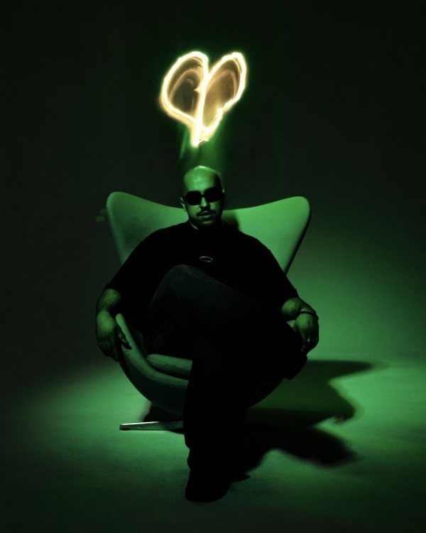 Дом вверх дном в Powerhouse, открытие катка