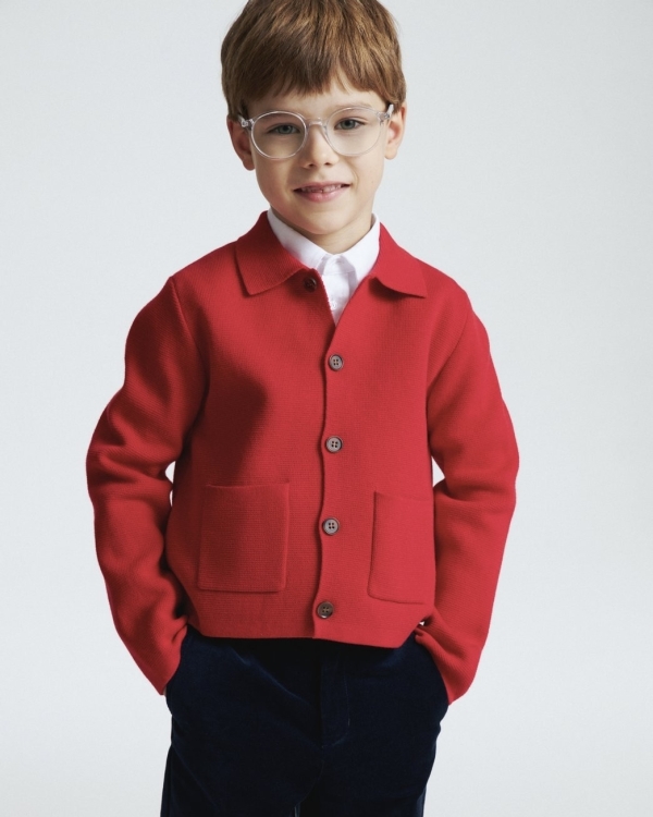 Детский новый год 2025: какую одежду выбрать?