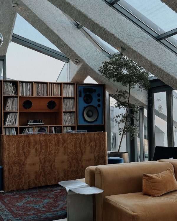 Старославянская вечеринка в «Смене», трехпалубный завтрак в