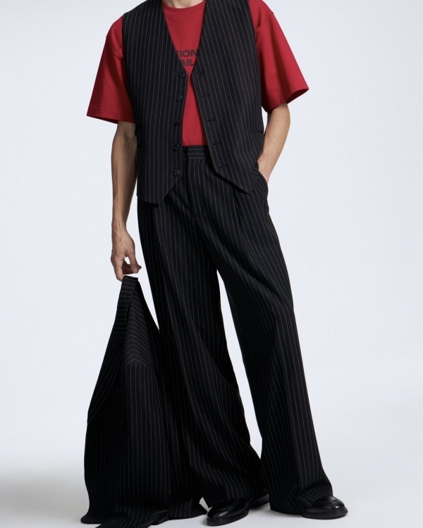 Где купить готовый мужской костюм: лучшие магазины