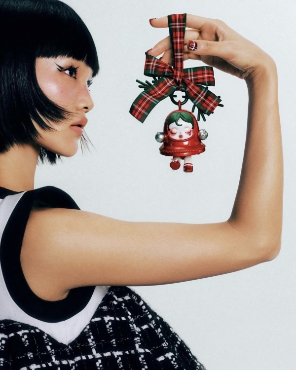 Как украсить елку на Новый год 2025?