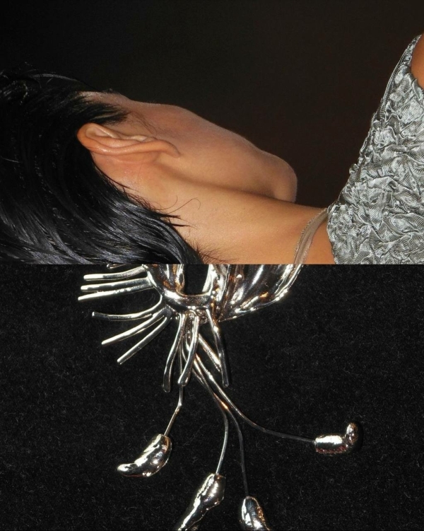 Металлик — хит сезона. Как носить самые