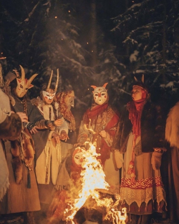 Старославянская вечеринка в «Смене», трехпалубный завтрак в