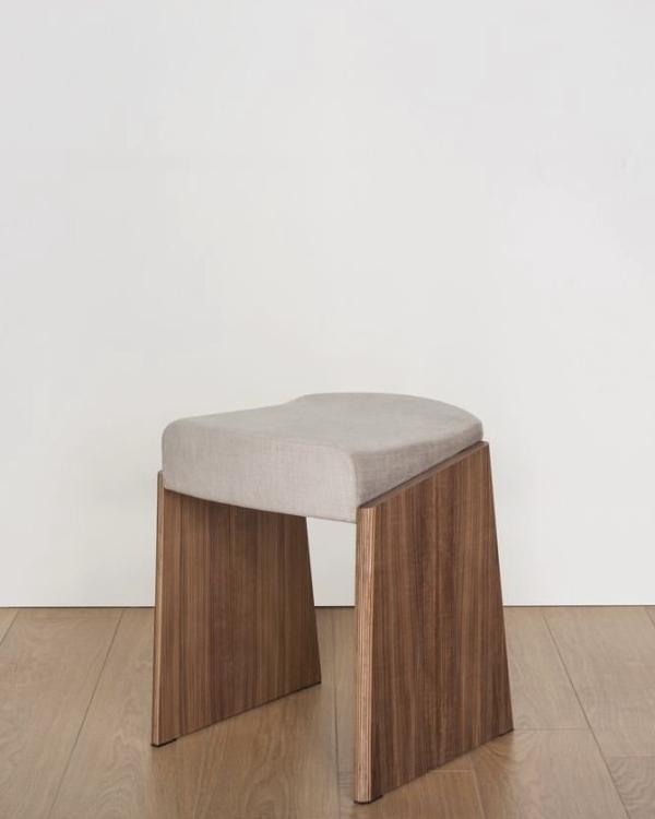 Красота в простоте: где покупать мебель в