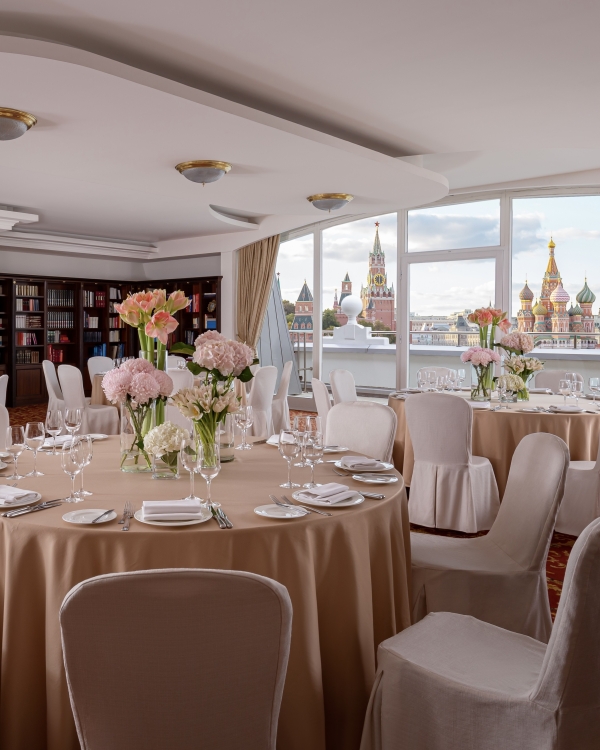 Как дома, только лучше: новогодние программы в