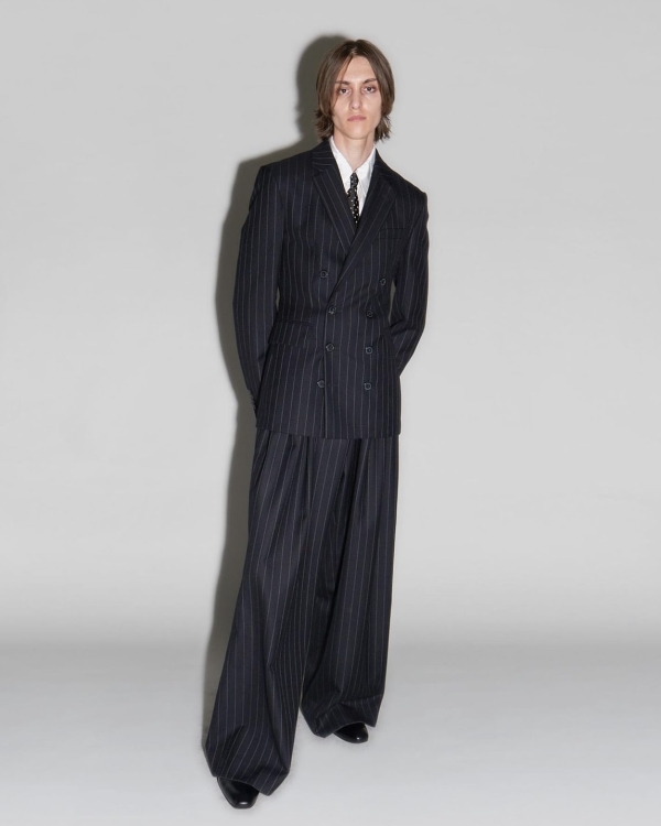 Где купить готовый мужской костюм: лучшие магазины