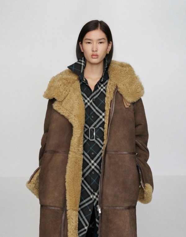 Как носить дубленки этой зимой?