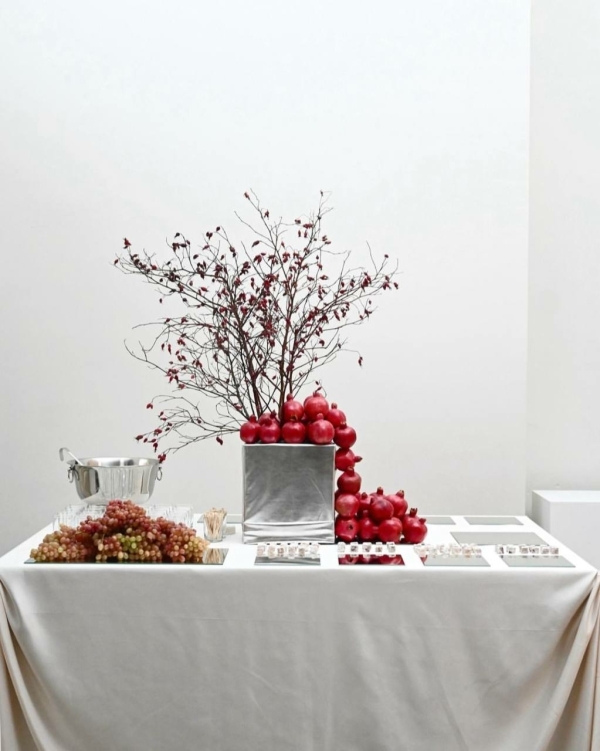 Металлик, объемы и отсутствие тарелок. Тренды зимнего