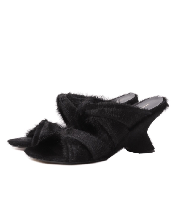 Туфли на выход: топ вечерних моделей 2025–2026