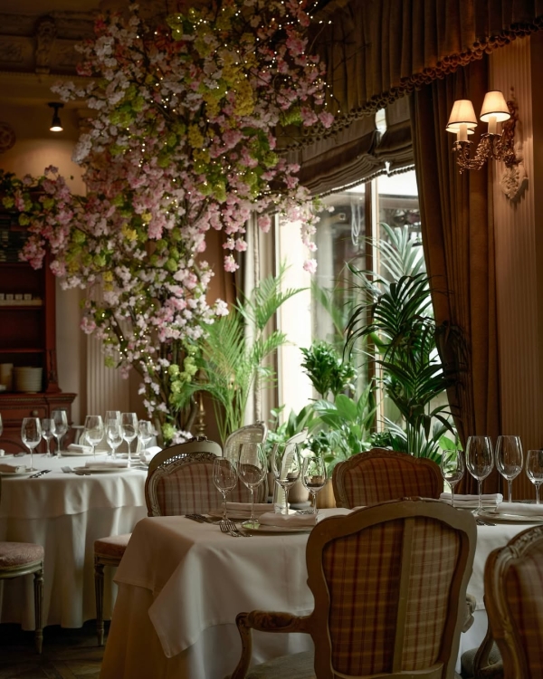 20 ресторанов Москвы, которые впечатлят на первом