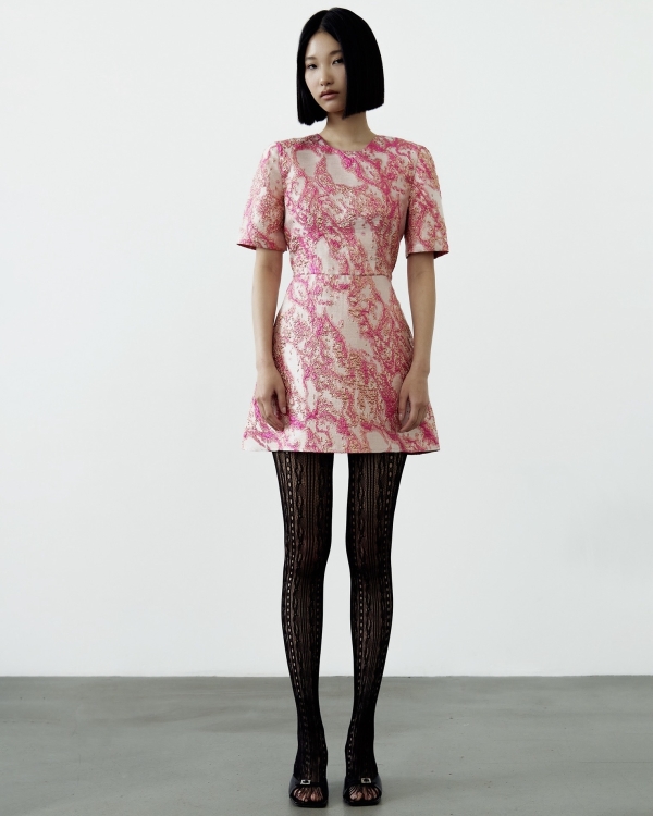 40 ослепительных платьев на корпоратив и Новый