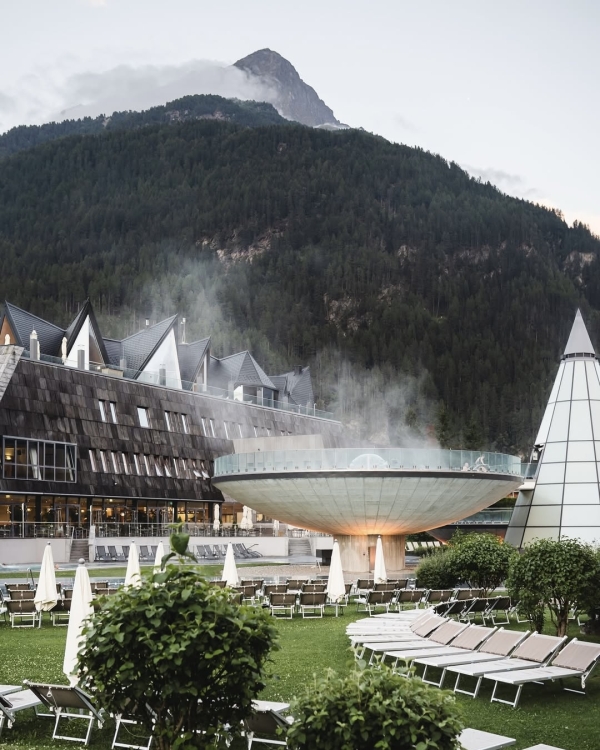 Самые красивые отели в горах для романтического