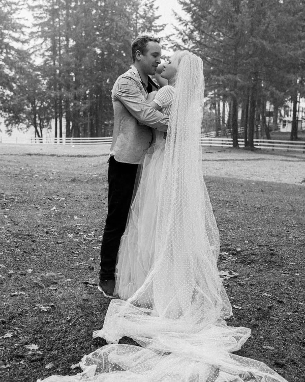 Пять с половиной браков и одна настоящая