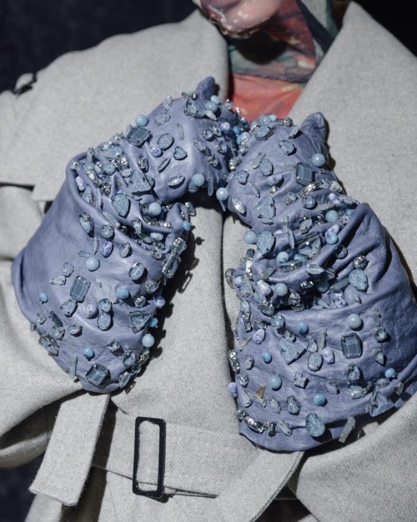 Главные модные аксессуары для невест этой зимы