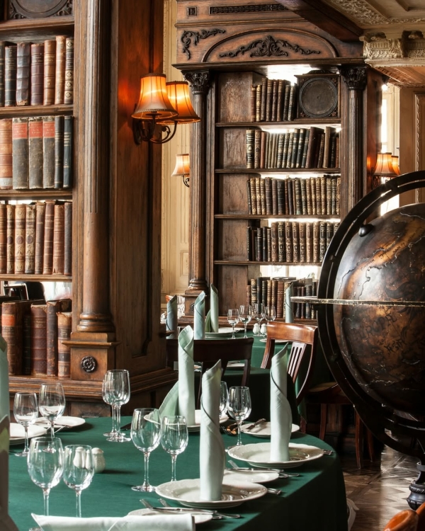 20 ресторанов Москвы, которые впечатлят на первом