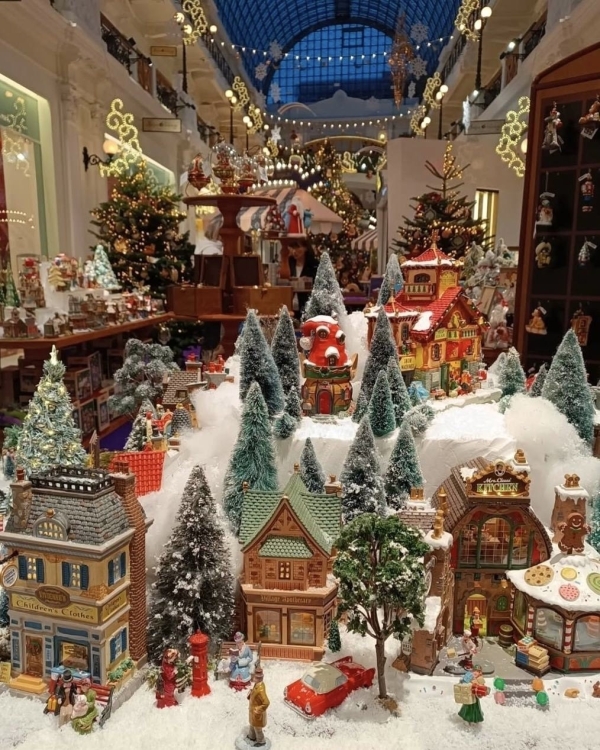 Праздник к нам приходит: новогодние ярмарки в