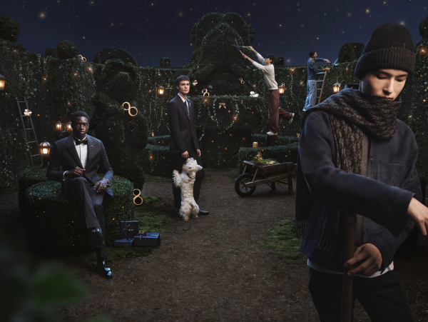 Ловим новогоднее настроение с новым кампейном Dior