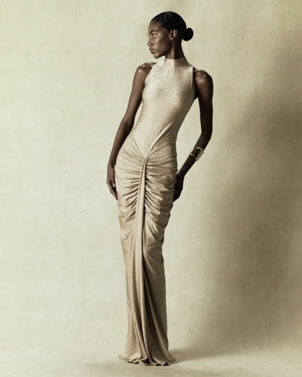 40 ослепительных платьев на корпоратив и Новый