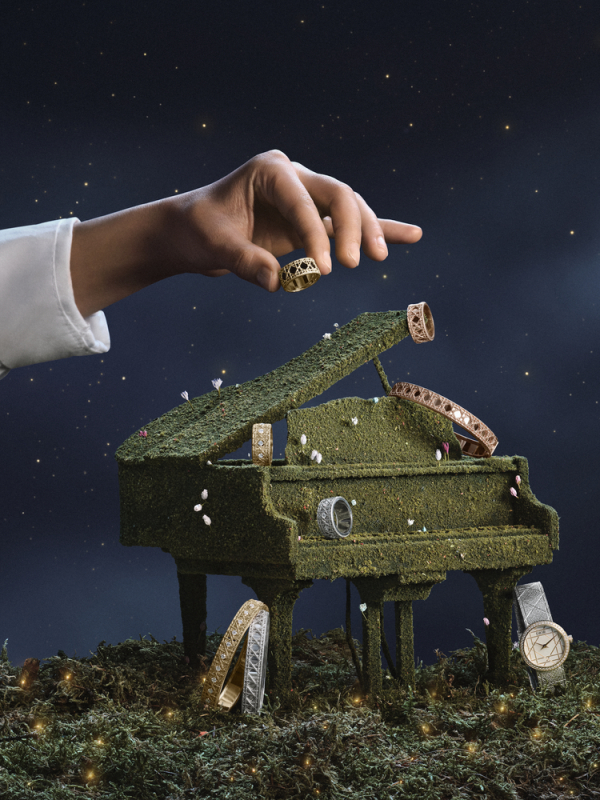 Ловим новогоднее настроение с новым кампейном Dior