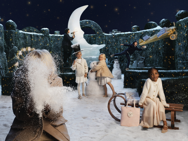 Ловим новогоднее настроение с новым кампейном Dior