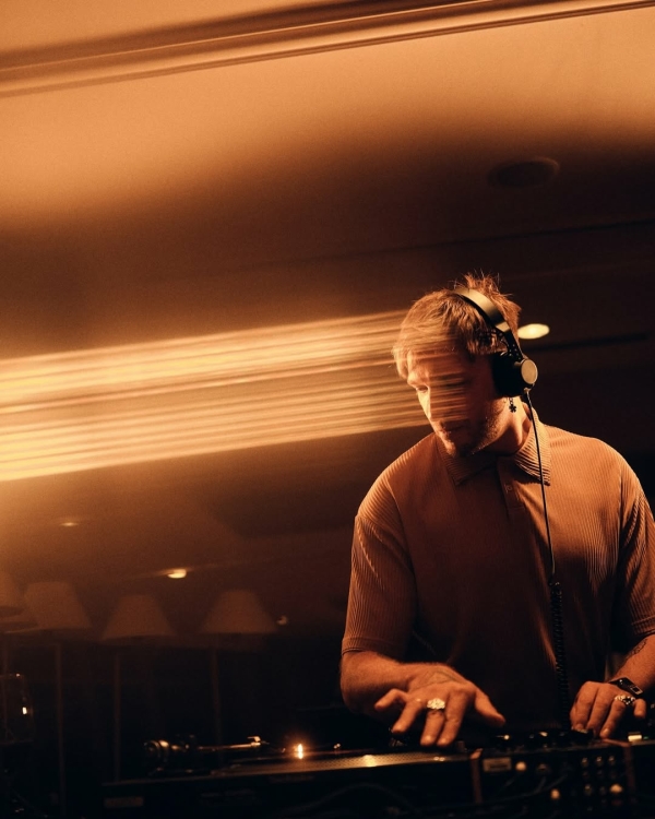 Лучшие диджеи Москвы