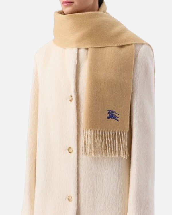 На коне: стильные аксессуары с символом 2026