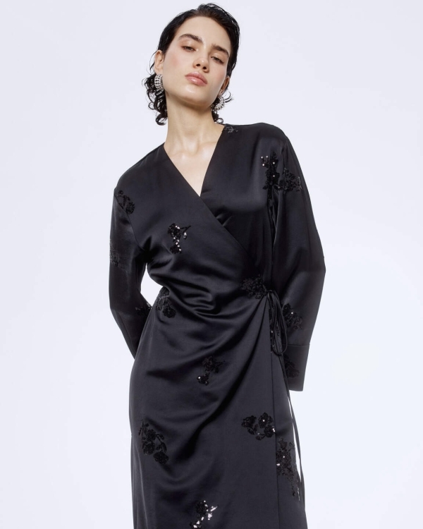 40 ослепительных платьев на корпоратив и Новый