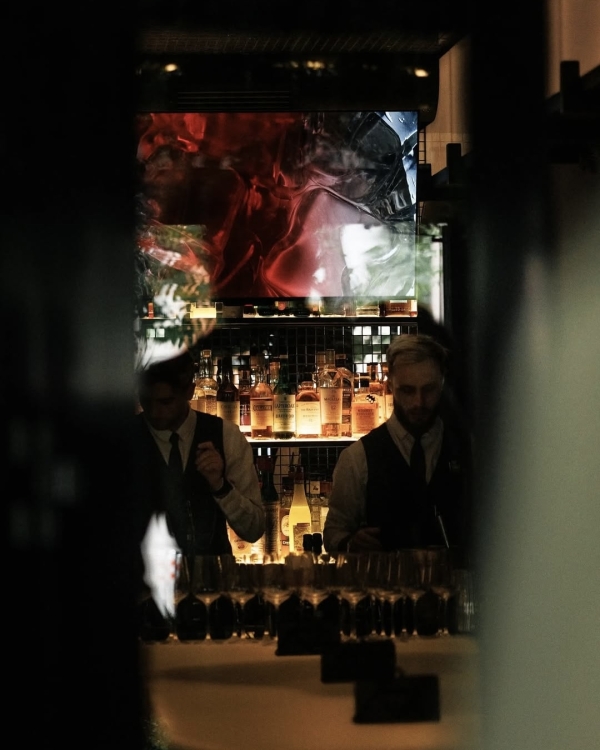 20 ресторанов Москвы, которые впечатлят на первом