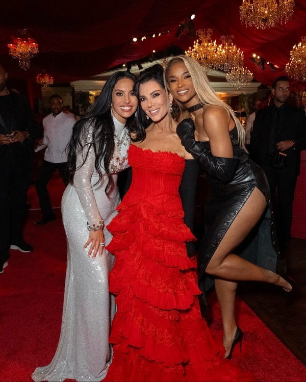 Крис Дженнер отметила 70-летие в доме Джеффа