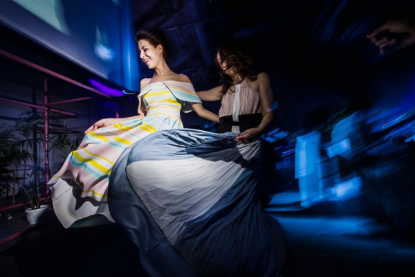 Свадьба в пространстве винного завода