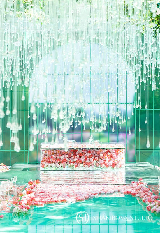 Трендсеттер в масштабном оформлении: история и работы