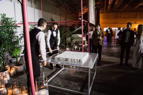 Свадьба в пространстве винного завода