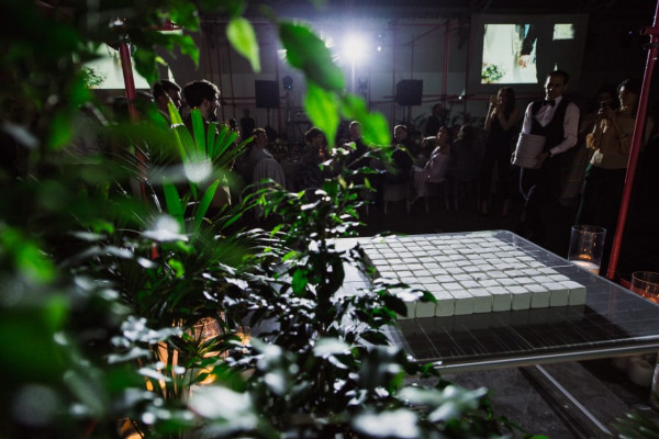 Свадьба в пространстве винного завода