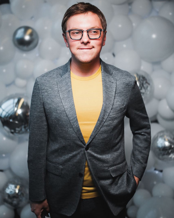 Ведущие Роман Клячкин