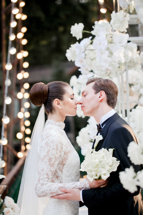 Летняя свадьба среди сосен