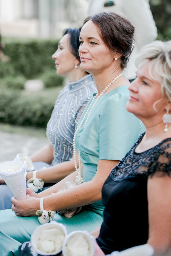 Летняя свадьба среди сосен