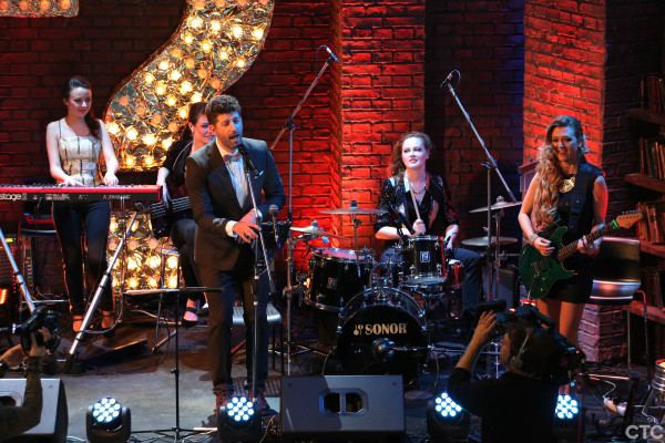 Ведущие Дмитрий Кожома