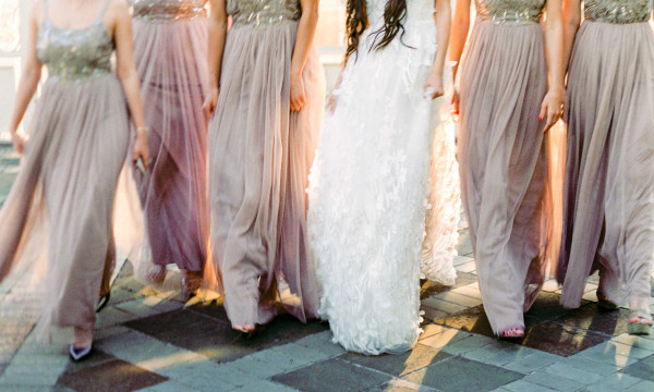 Белоснежная свадьба на берегу озера