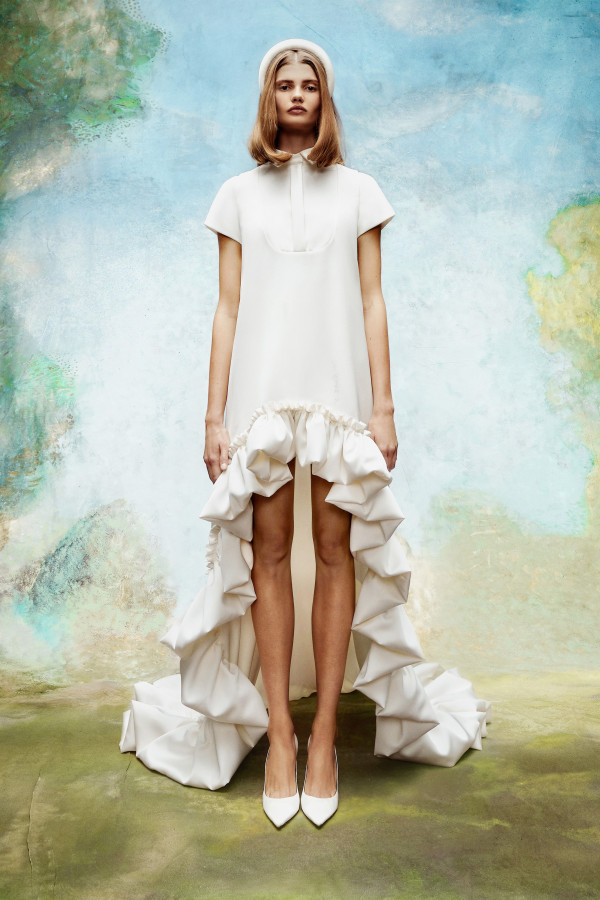 Самые необычные платья Недели свадебной моды 2020