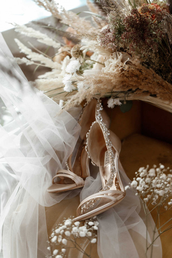 Осенняя свадьба в золотисто-пепельных оттенках