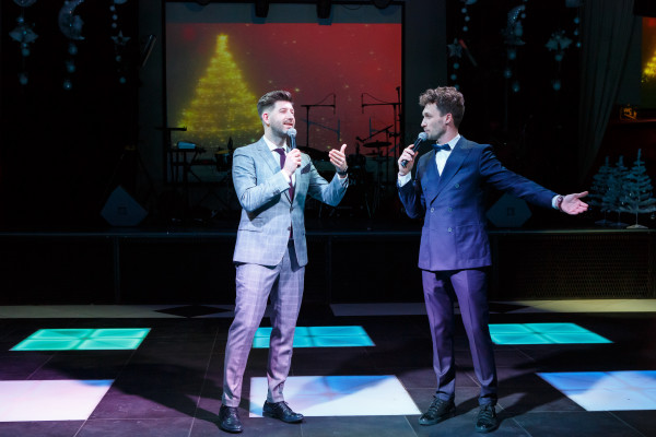 Ведущие Дмитрий Кожома