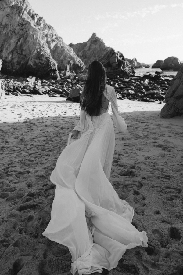 Предсвадебная съемка на берегу океана