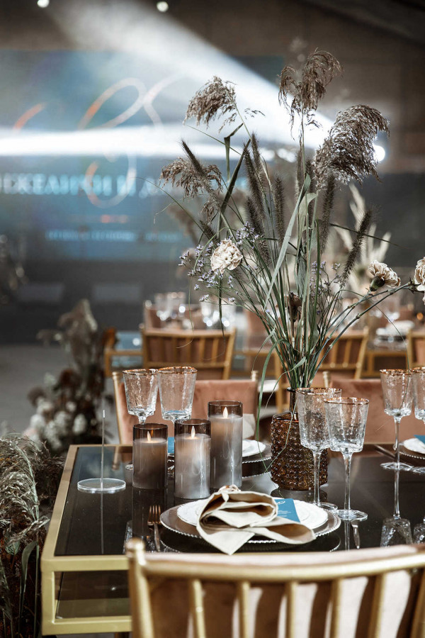 Осенняя свадьба в золотисто-пепельных оттенках