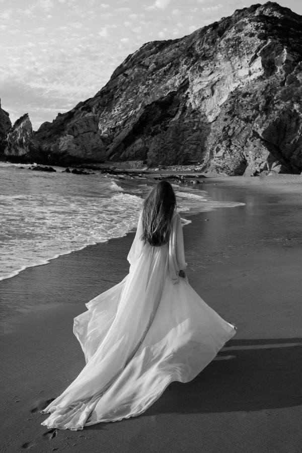 Предсвадебная съемка на берегу океана