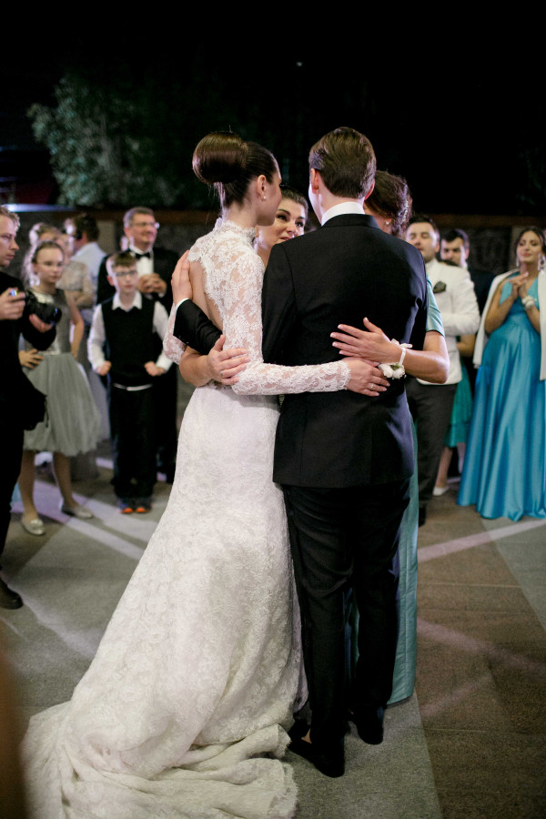 Летняя свадьба среди сосен