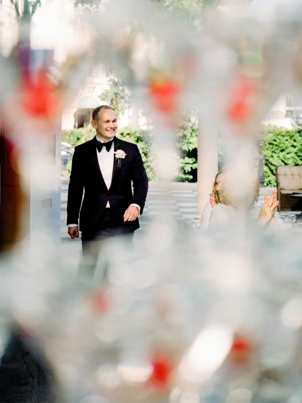 Белоснежная свадьба на берегу озера