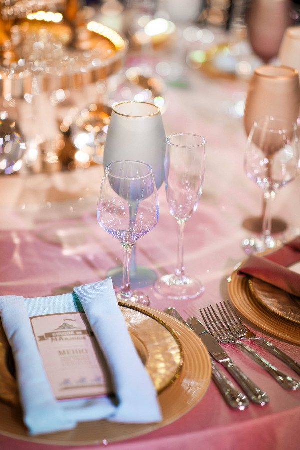 Свадьба в стиле цирка 1930-х годов