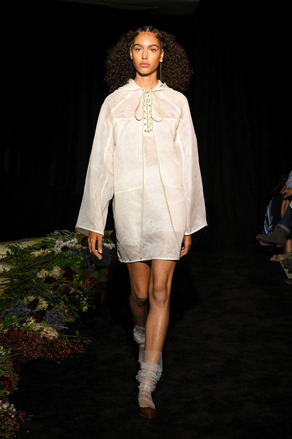 Самые необычные платья Недели свадебной моды 2020